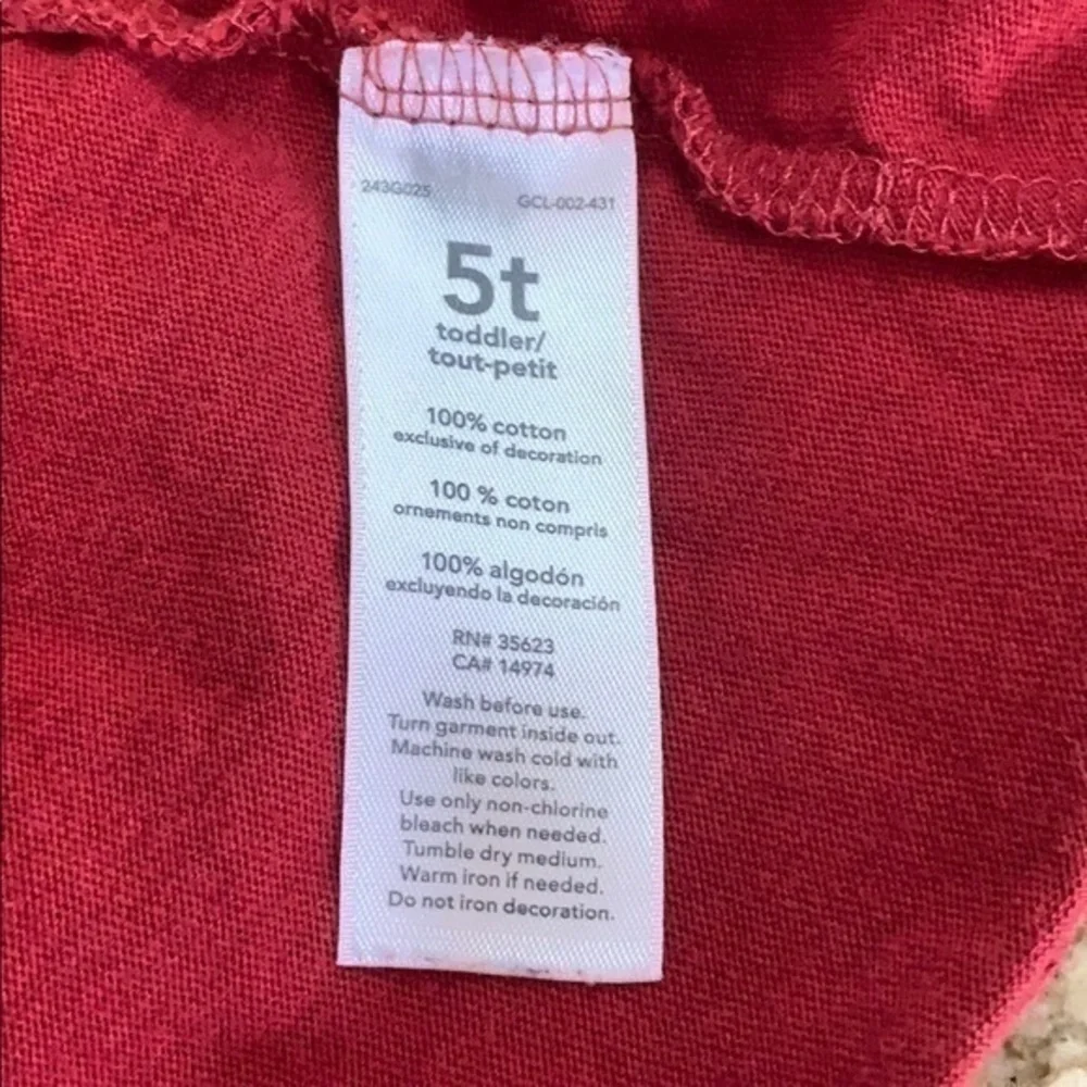 Carter’s 5T long sleeve tee